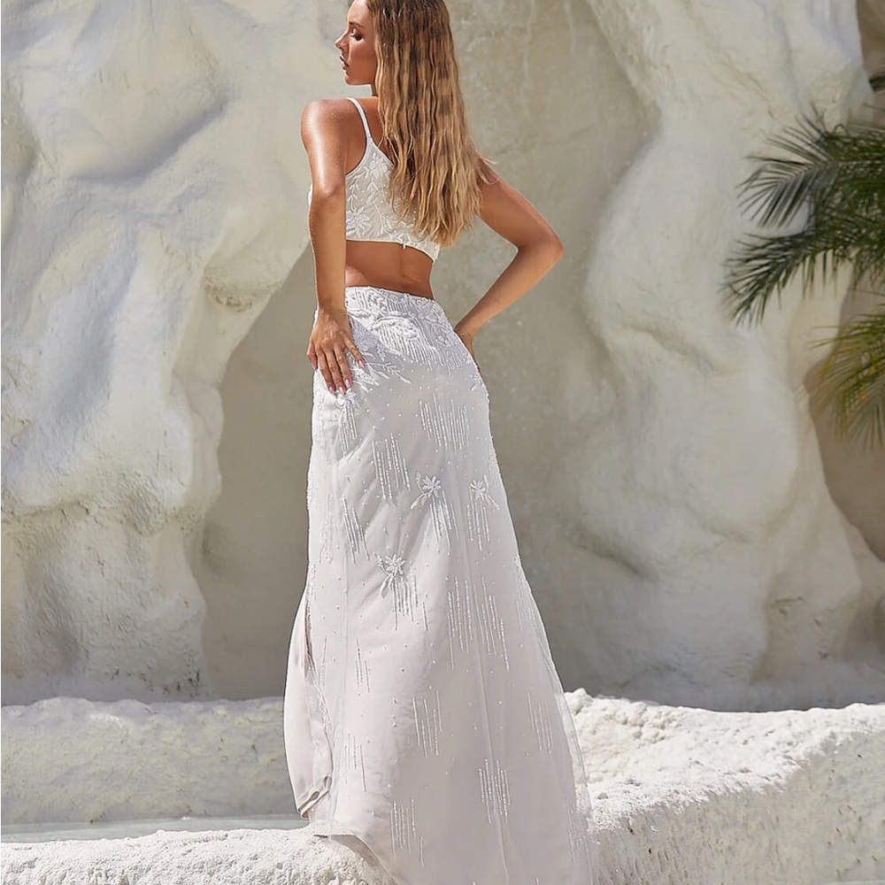 Romney Tania Olsen Wedding Dress - Picture 4 of 13